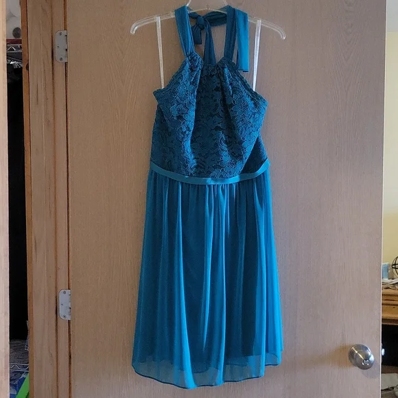 David's Bridal | Dresses | Davids Bridal Halter Top Bridesmaid Dress | Poshmark David's Bridal | Dresses | Davids Bridal Halter Top Bridesmaid Dress | Poshmark
